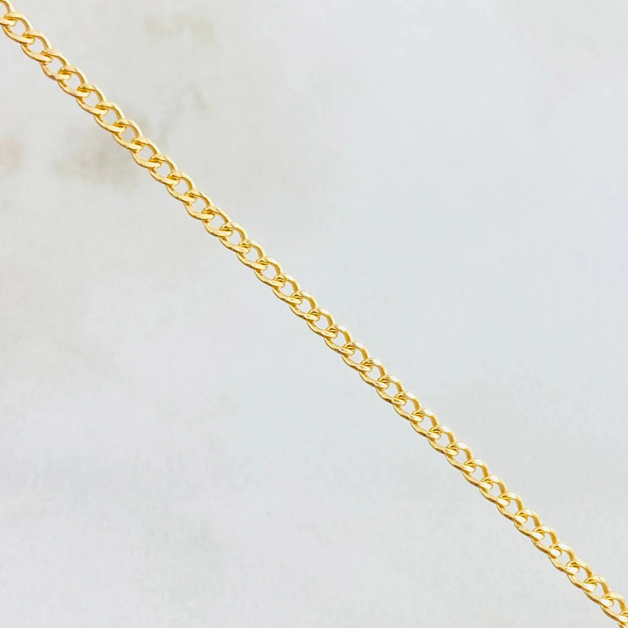 Cadena Cubana 1.65 g / 45.8 cm / 1.9 mm Oro Amarillo 18K - Image 2