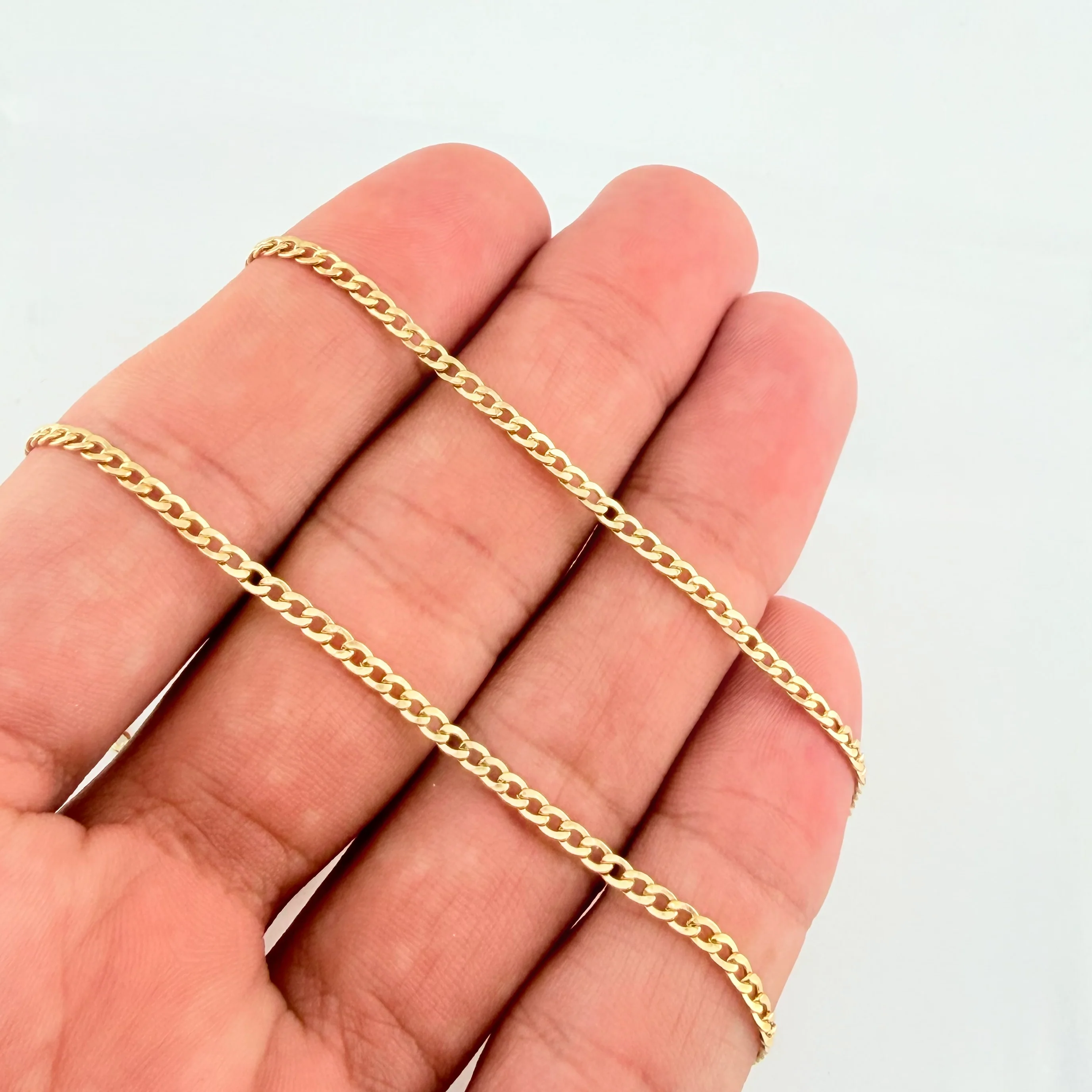 Cadena Cubana 2.75 g / 61 cm / 2.45 mm Oro Amarillo 18K - Image 4