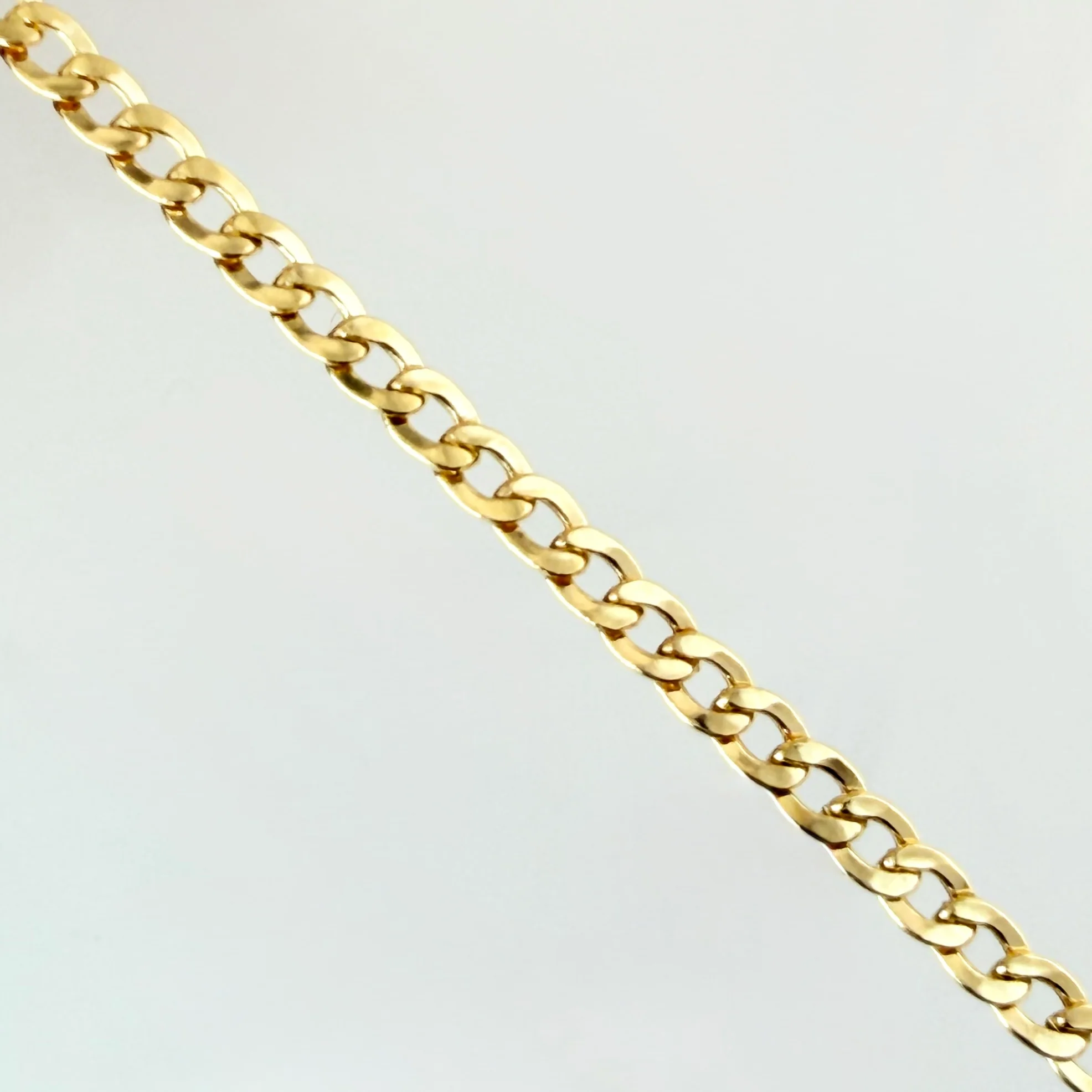 Cadena Cubana 3 g / 61 cm / 2.4 mm Oro Amarillo 18K - Image 2