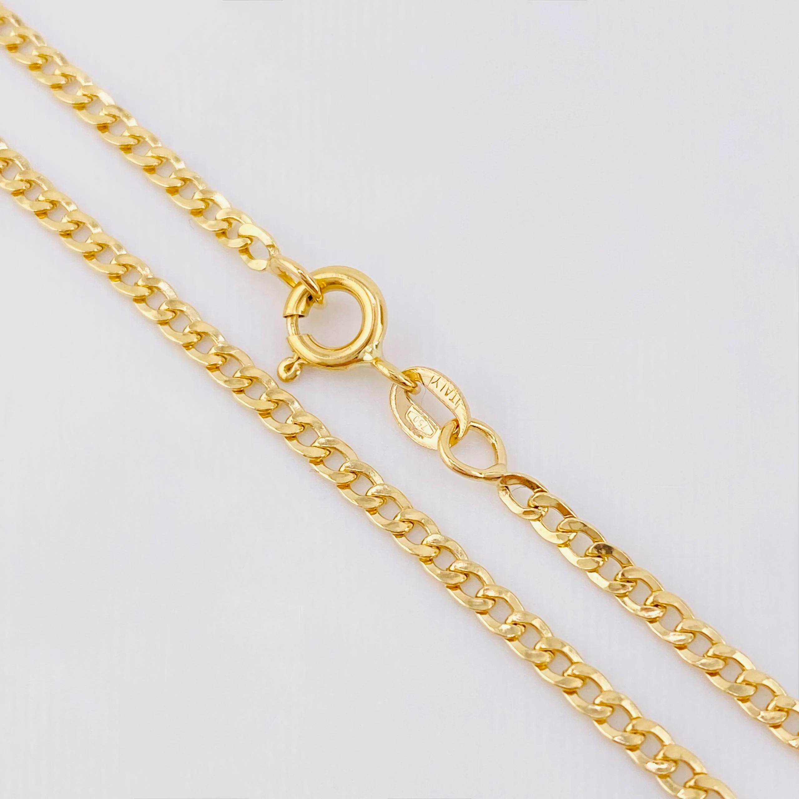 Cadena Cubana 3.05 g / 61 cm / 2.4 mm Oro Amarillo 18K - Image 4