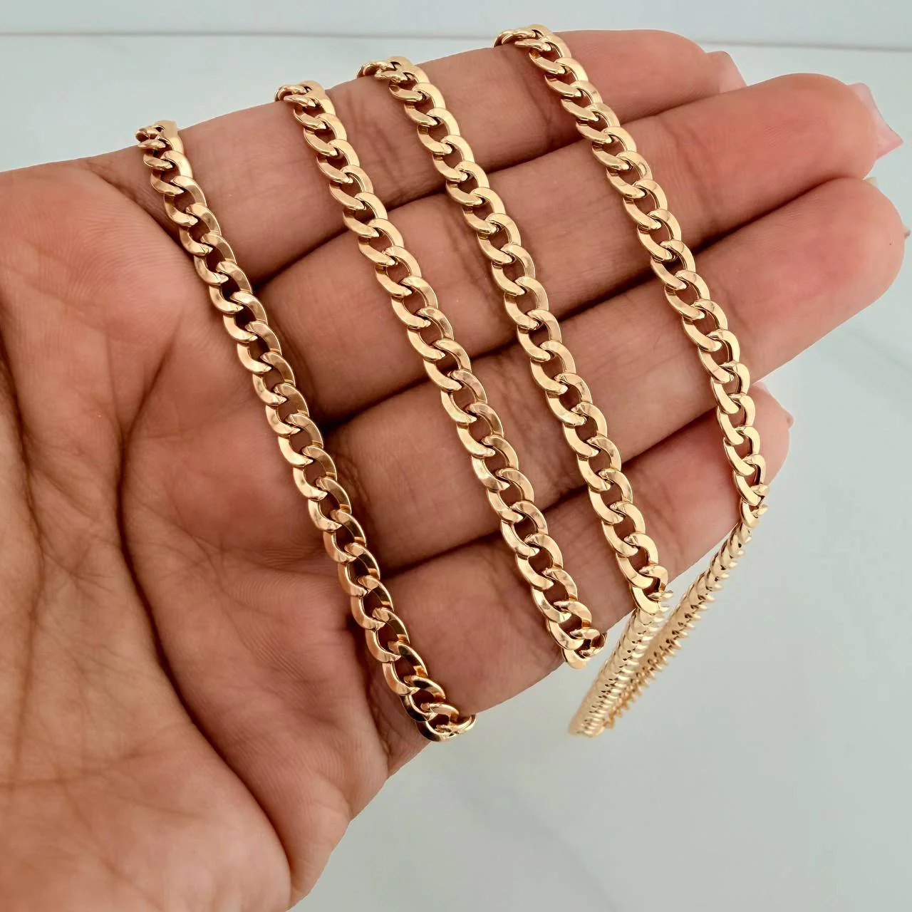 Cadena Cubana 4.5 g / 61 cm / 2.6 mm Oro Amarillo 18K - Image 6