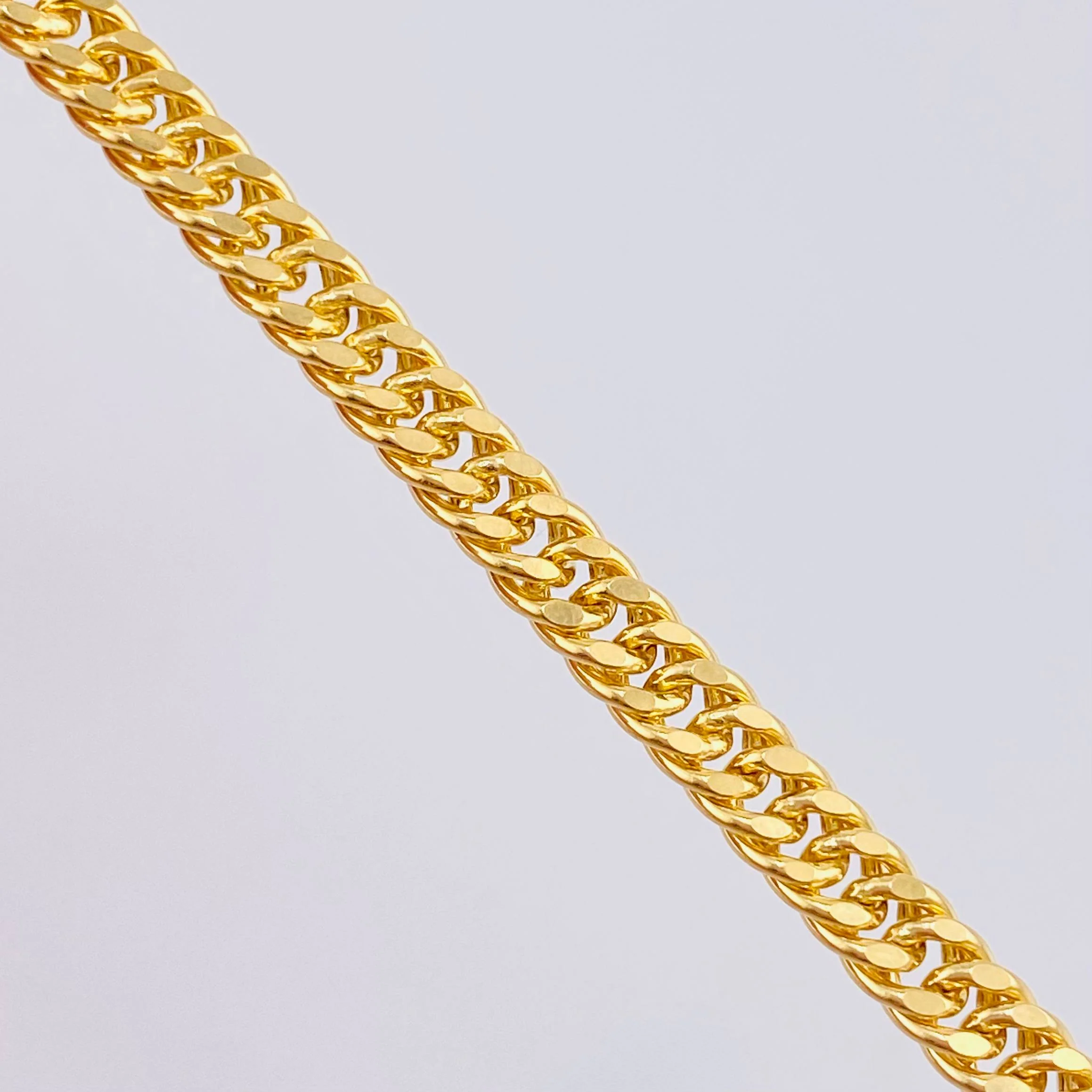 Cadena Cubana Reticulada 13.7gr / 60cm / Oro Amarillo 18K - Image 3
