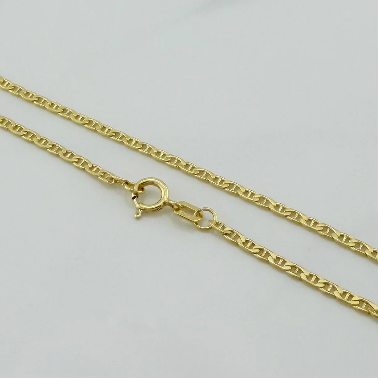 Cadena Escalera Plana 2.3 g / 60.5 cm / 0.8 mm Oro Amarillo 18K - Image 3
