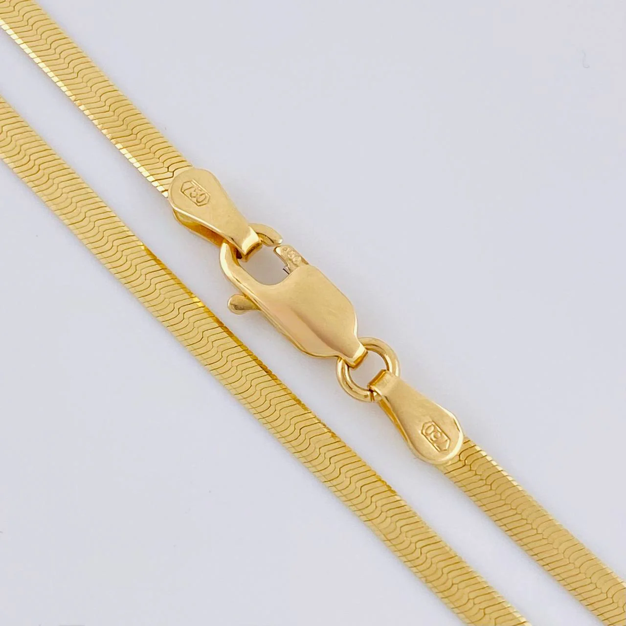 Cadena Espejo 5.5 g / 45 cm / 2.4 mm Oro Amarillo 18K - Image 3