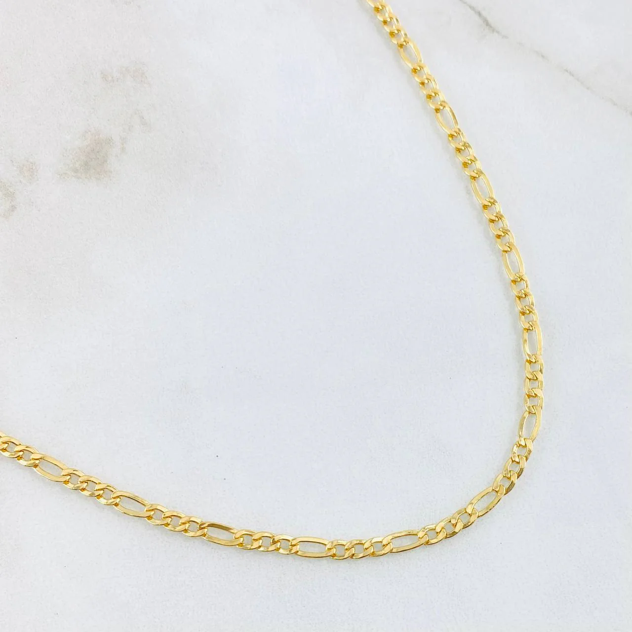 Cadena Figaro 3.3gr / 70cm / 2.7mm Oro Amarillo +1 18K