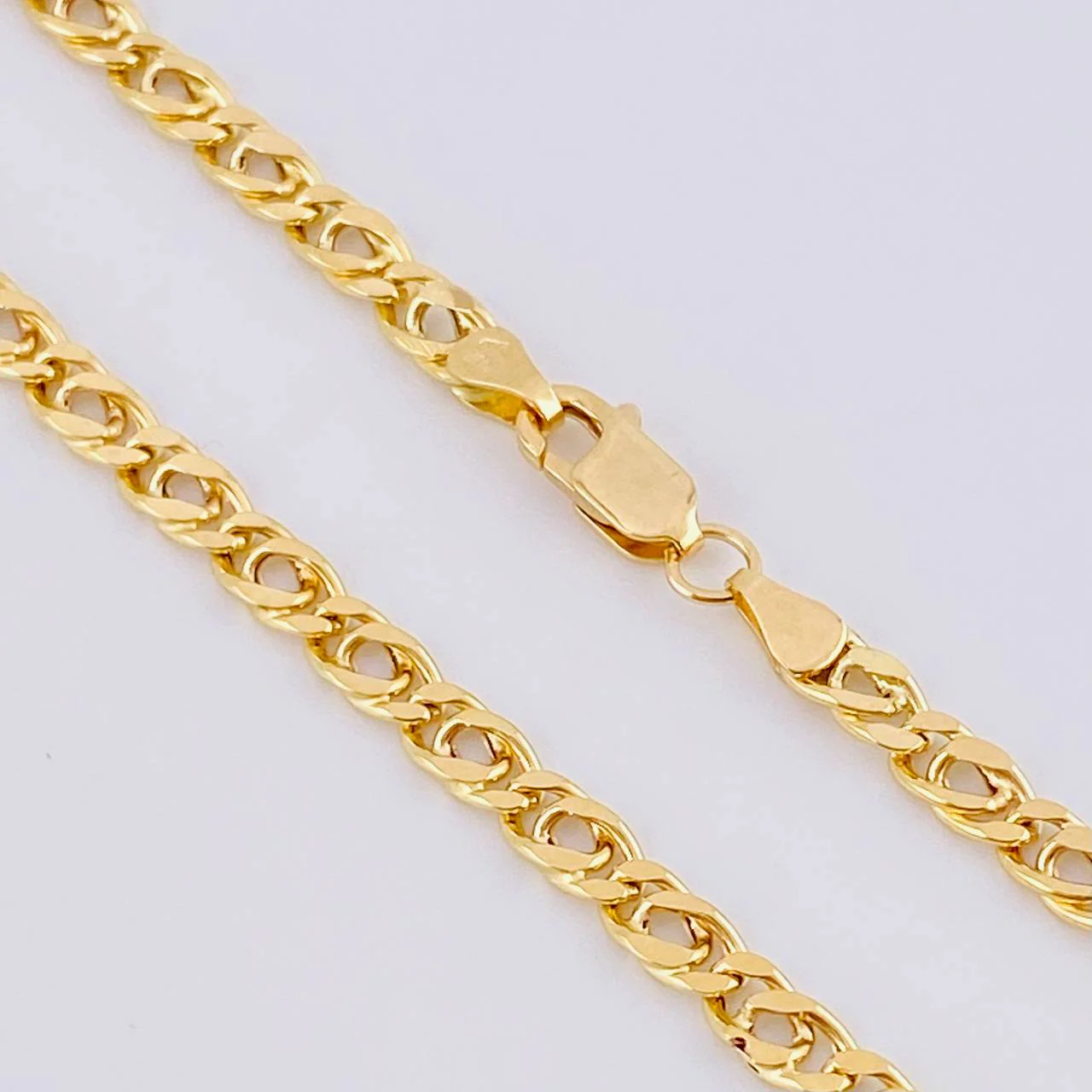 Cadena Garibaldi 8.25 g / 60.5 cm / 3.7 mm Oro Amarillo 18K - Image 3