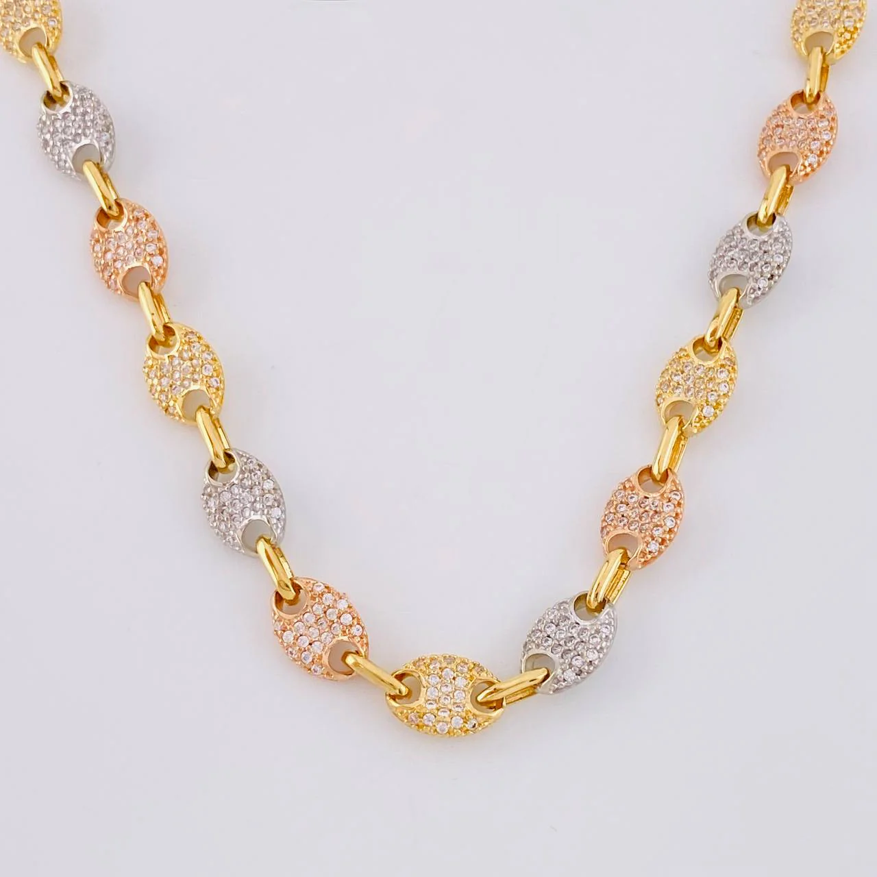Cadena GC 30g / 46.4cm / 7mm Tres Oros 18K