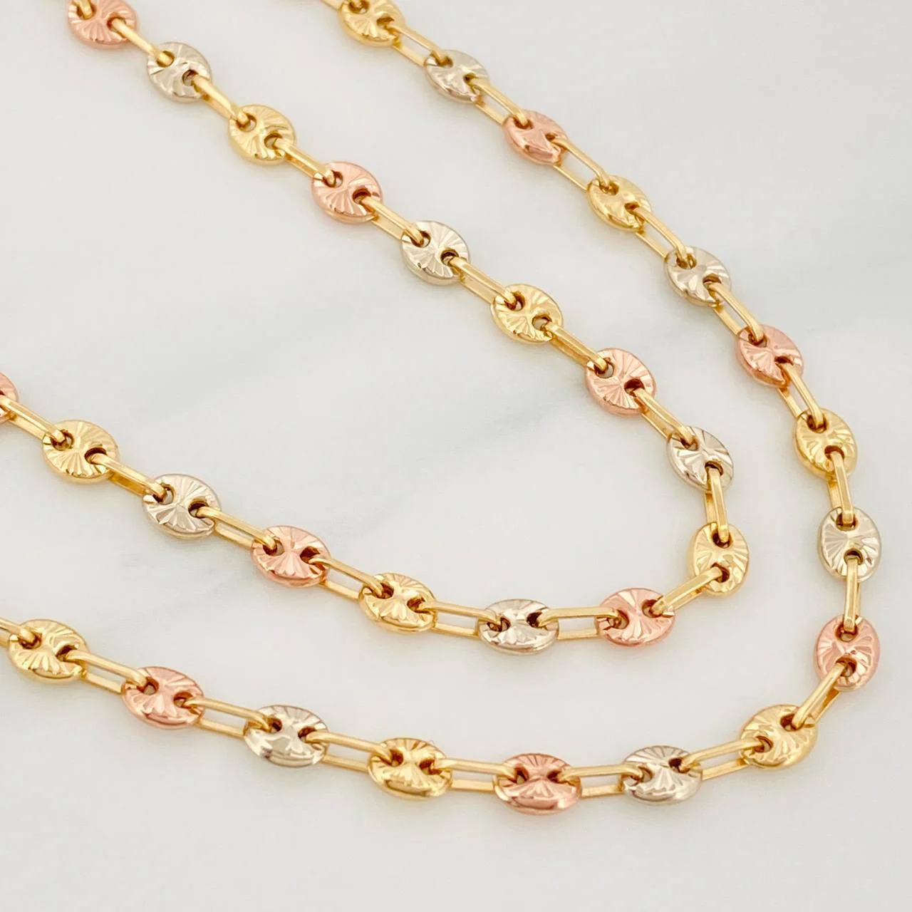 Cadena Gc 6.6 g / 41 cm / 2.3 mm Tres Oros 18K - Image 2