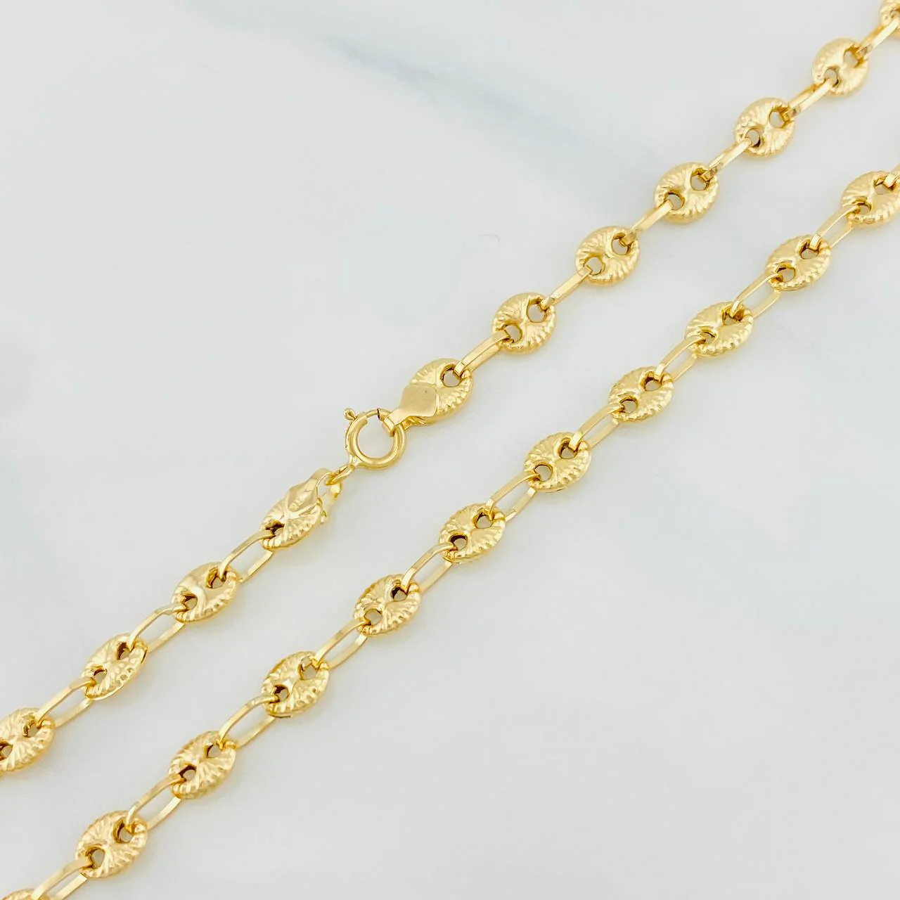 Cadena Gc diamantada 5.4g / 46.05cm / 3.98mm Oro Amarillo 18K - Image 3