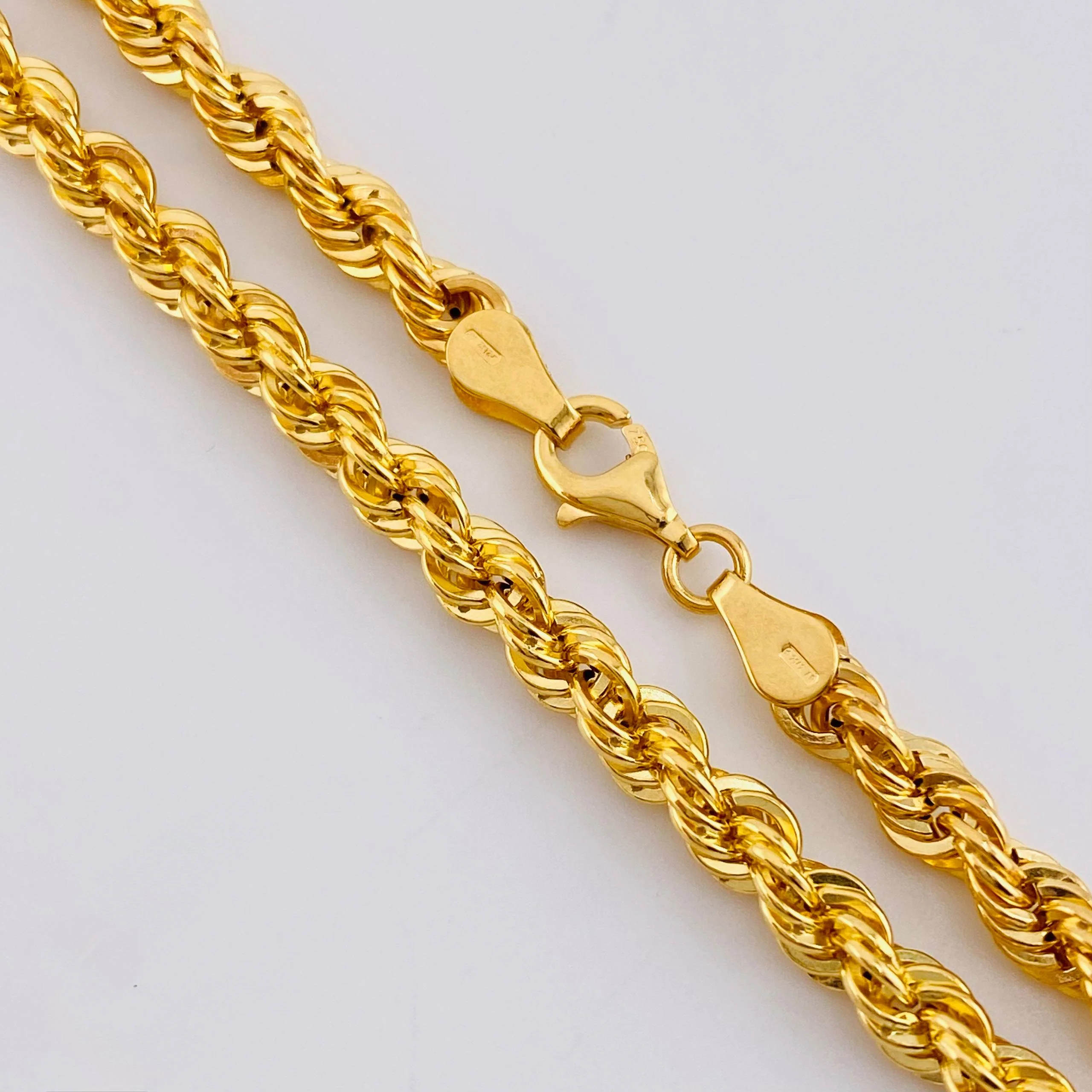 Cadena Lazo 13.65gr / 60cm / 4.4mm Oro Amarillo +3 18K - Image 3