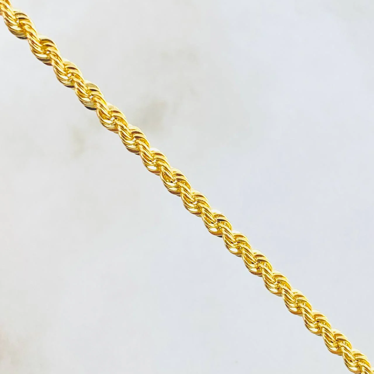 Cadena Lazo 3.4g / 60cm / 2.1mm Oro Amarillo 18K - Image 3