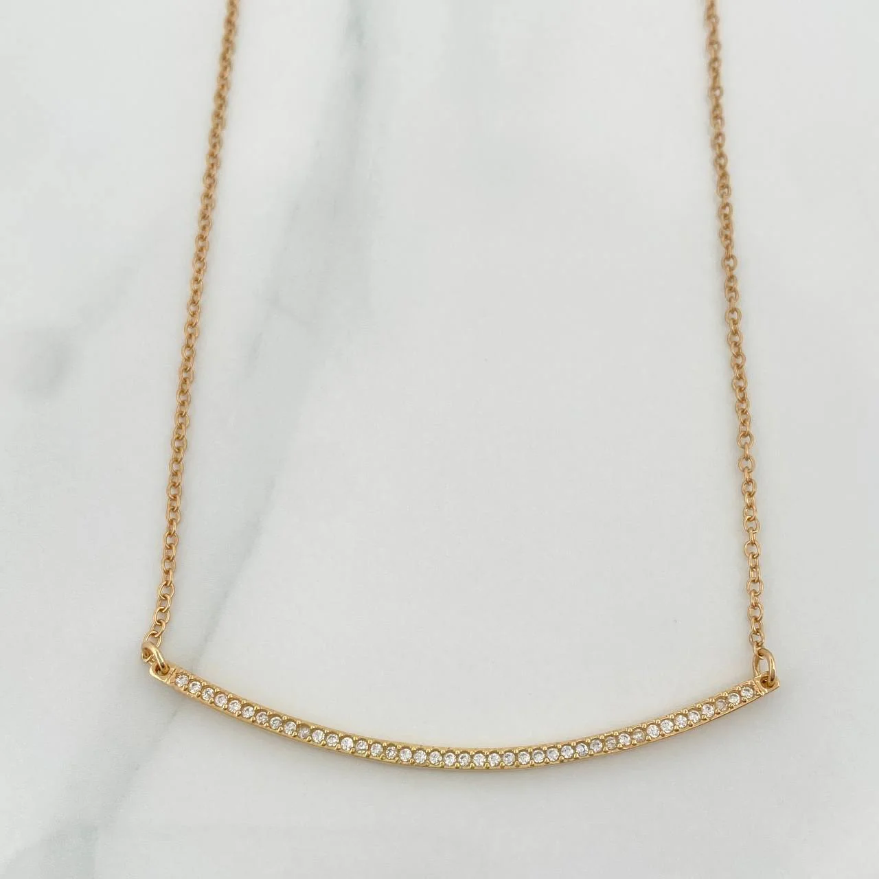 Cadena Media Luna Aro Seguido 4.25gr / 56cm / 0.85mm Oro Amarillo 18K %