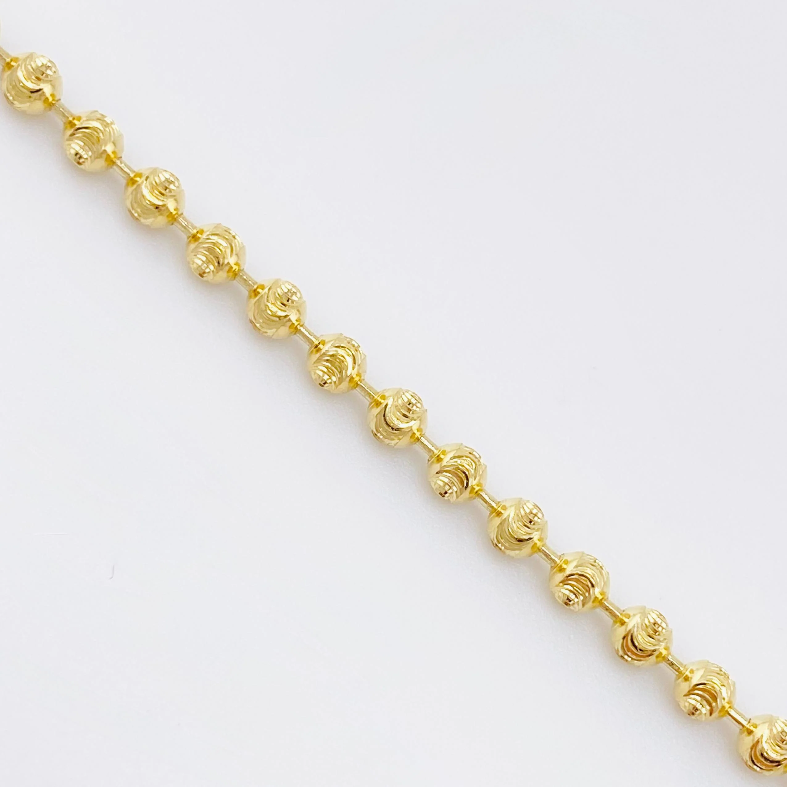 Cadena Militar Diamantada Media Luna 13.9 g / 70 cm / 2.4 mm Oro Amarillo 18K - Image 3