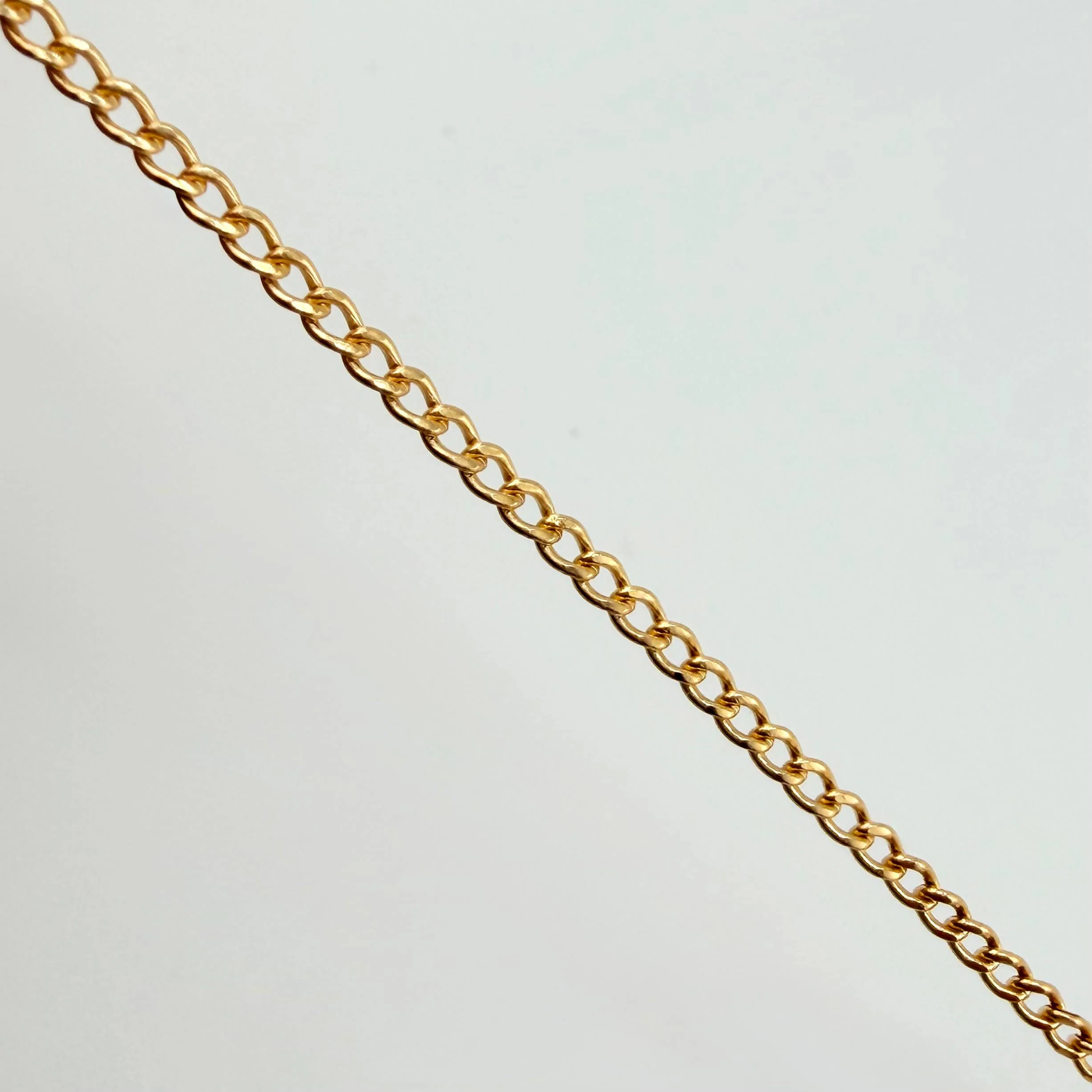Cadena Mini Cubana 2.1g / 61cm / 1.92mm Oro Amarillo 18K - Image 3