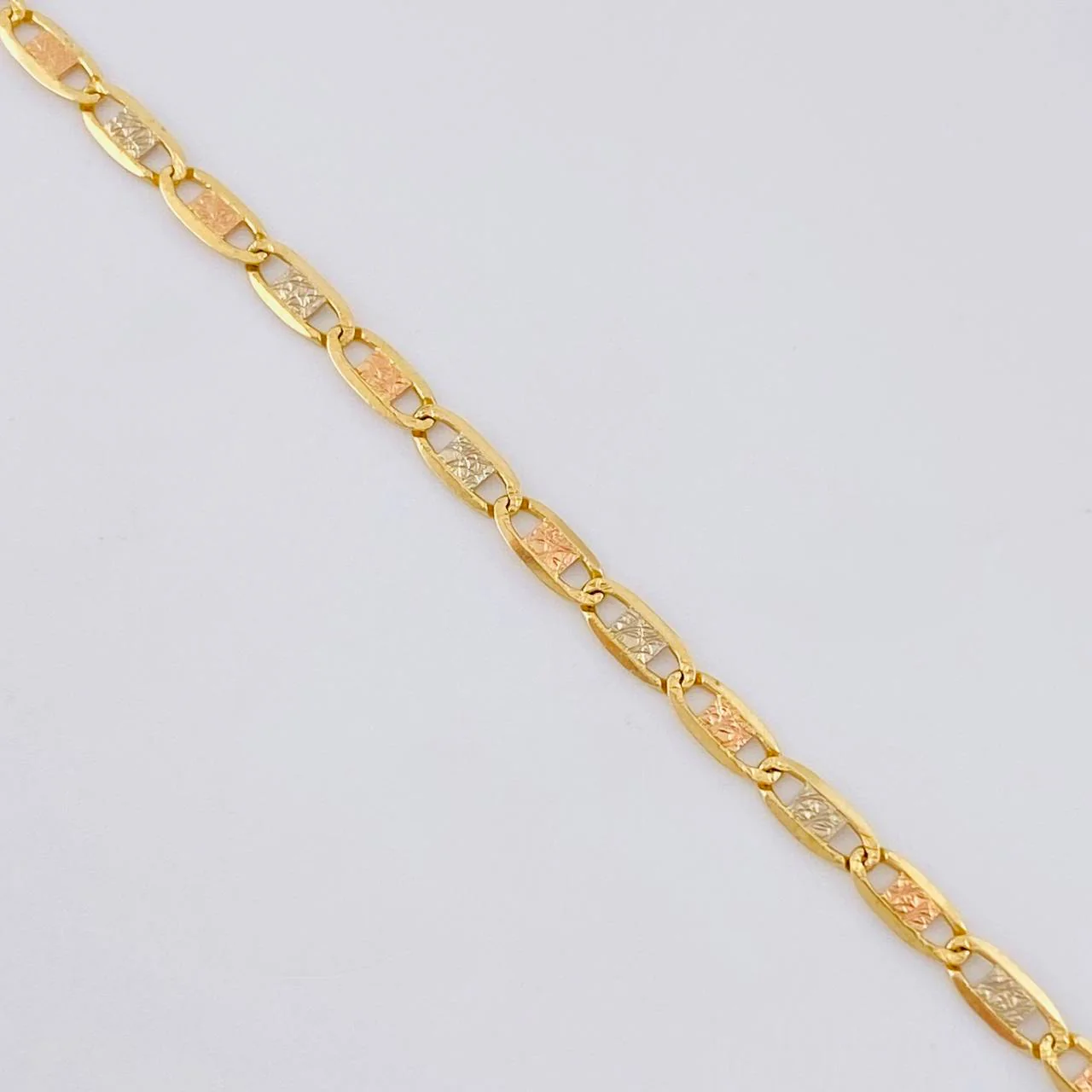 Cadena Plana Diamantada 6.2 g / 63.2 cm / 2.35 mm Tres Oros 18K - Image 5