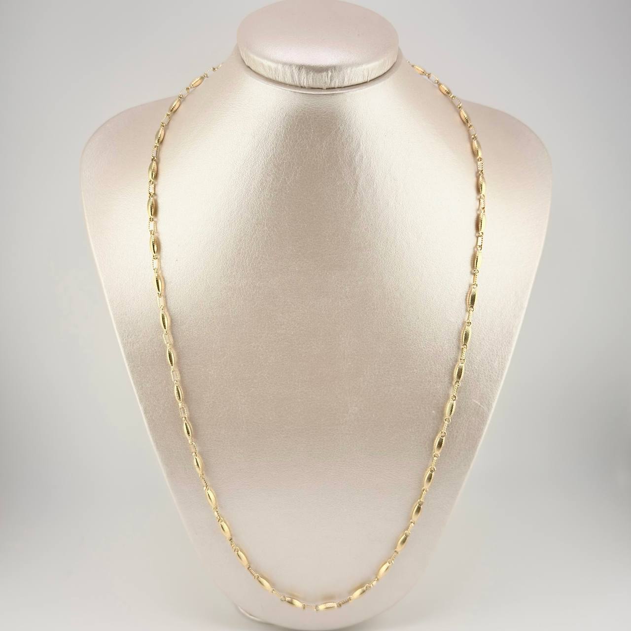 Cadena Rustica Capullo 10.5 g / 62 cm / 3,2 mm Oro Amarillo 18K - Image 5