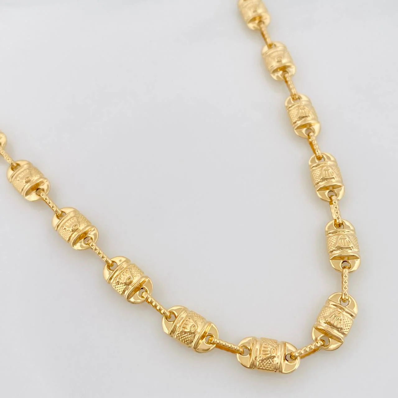 Cadena Rustica Corona 16.55g / 62cm / 5.35mm Oro Amarillo 18K - Image 2