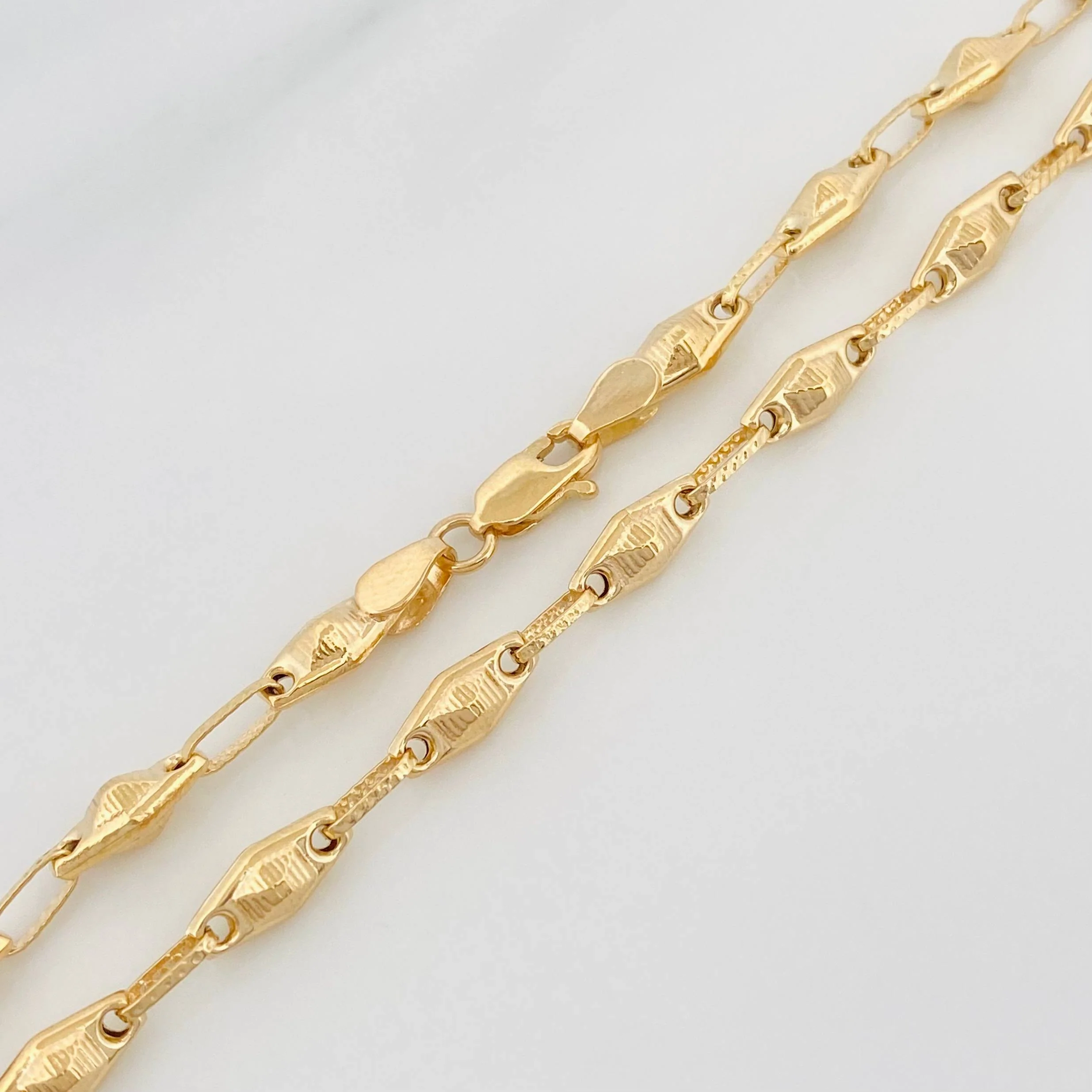 Cadena Rustica Rombo Abultado 11.1 g / 61 cm / 4.1 mm Oro Amarillo 18K - Image 3