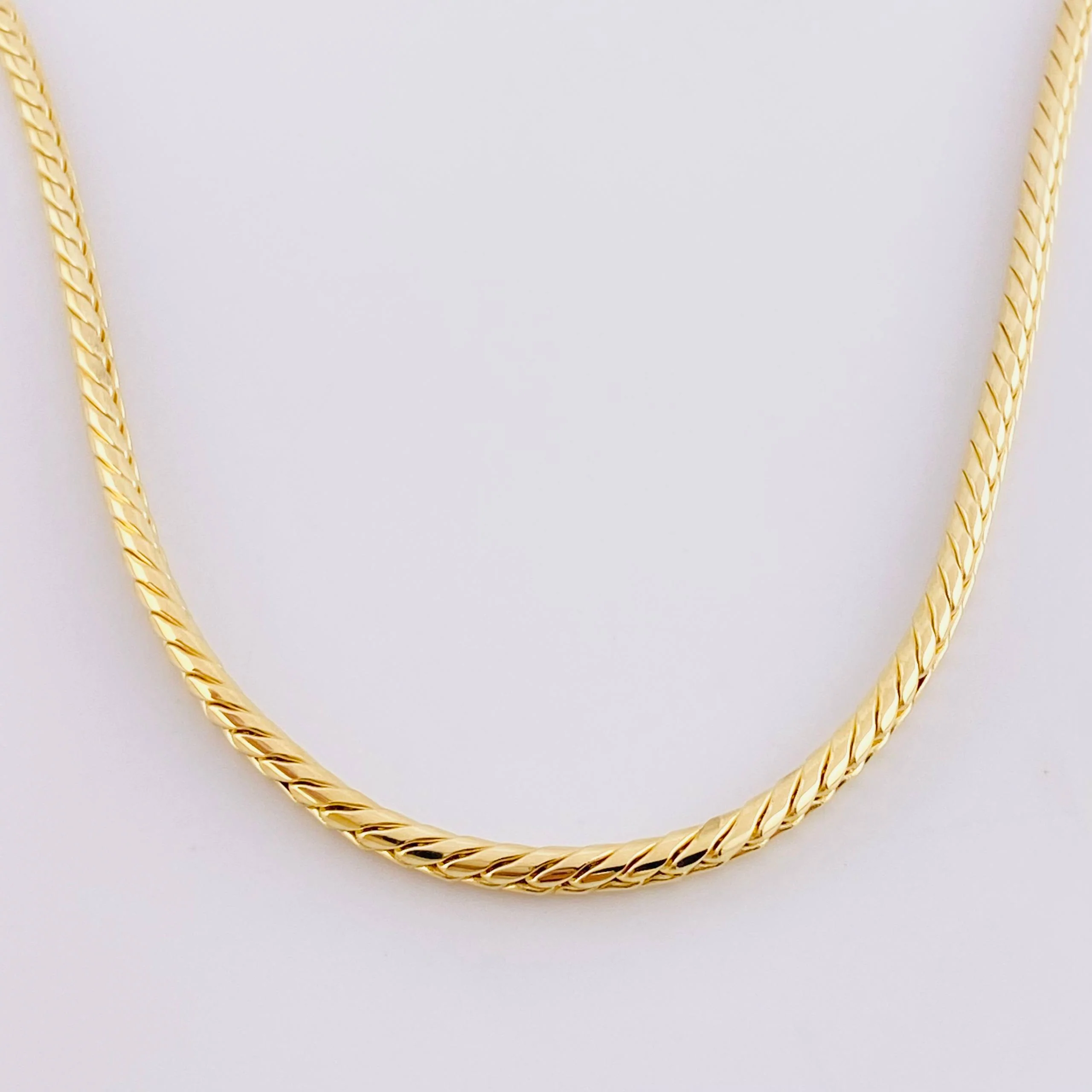 Cadena Serpiente 15 g / 60.5 cm / 3.3 mm Oro Amarillo 18K