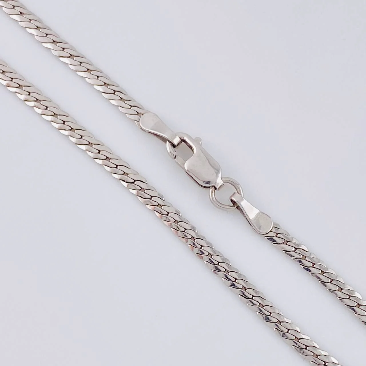 Cadena Serpiente 3.6 g / 50.1 cm / 2.2 mm Oro Blanco 18K - Image 4