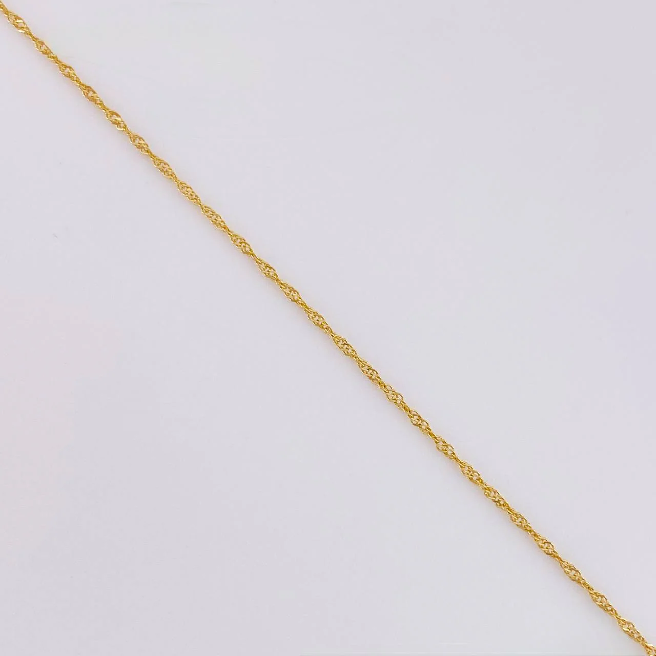 Cadena Singapur 1.45 g / 49.5 cm / 0.6 mm Oro Amarillo 18K - Image 3