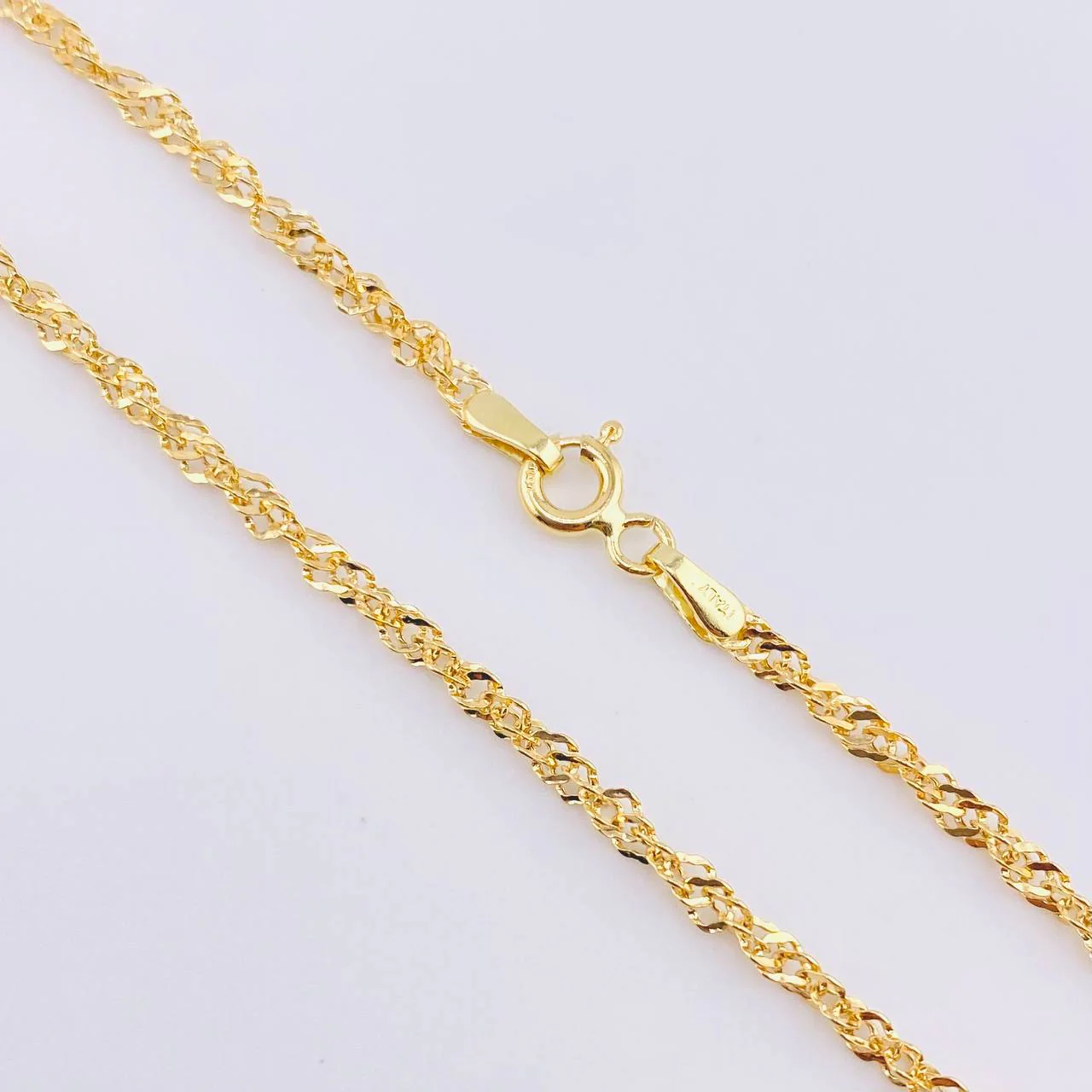 Cadena Singapur 1.5 g / 44.4 cm / 1.9 mm Oro Amarillo 18K - Image 3