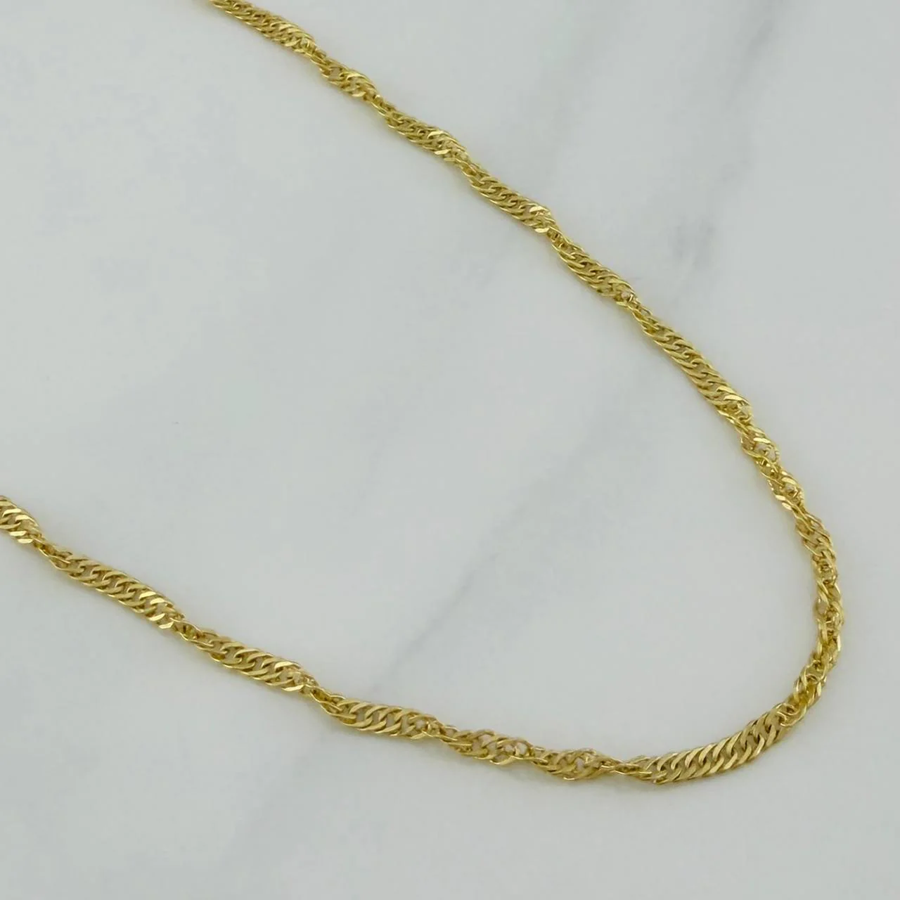 Cadena Singapur 1.55 g / 54.9 cm / 1.7 mm Oro Amarillo 18K - Image 2