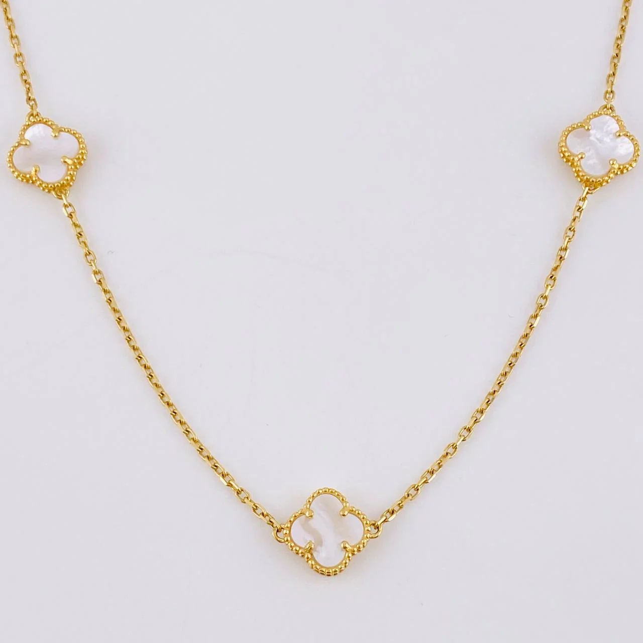 Cadena Trebol Nacar Blanco 6.8gr / 45cm / 9.5mm Oro Amarillo Nac.Esp. 18K - Image 2