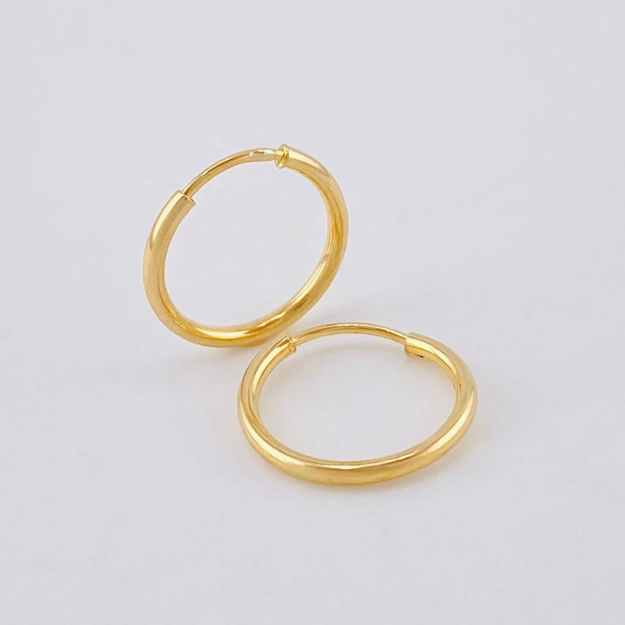 Candongas Aro 0.45 g / 1 cm Oro Amarillo 18K - Image 3