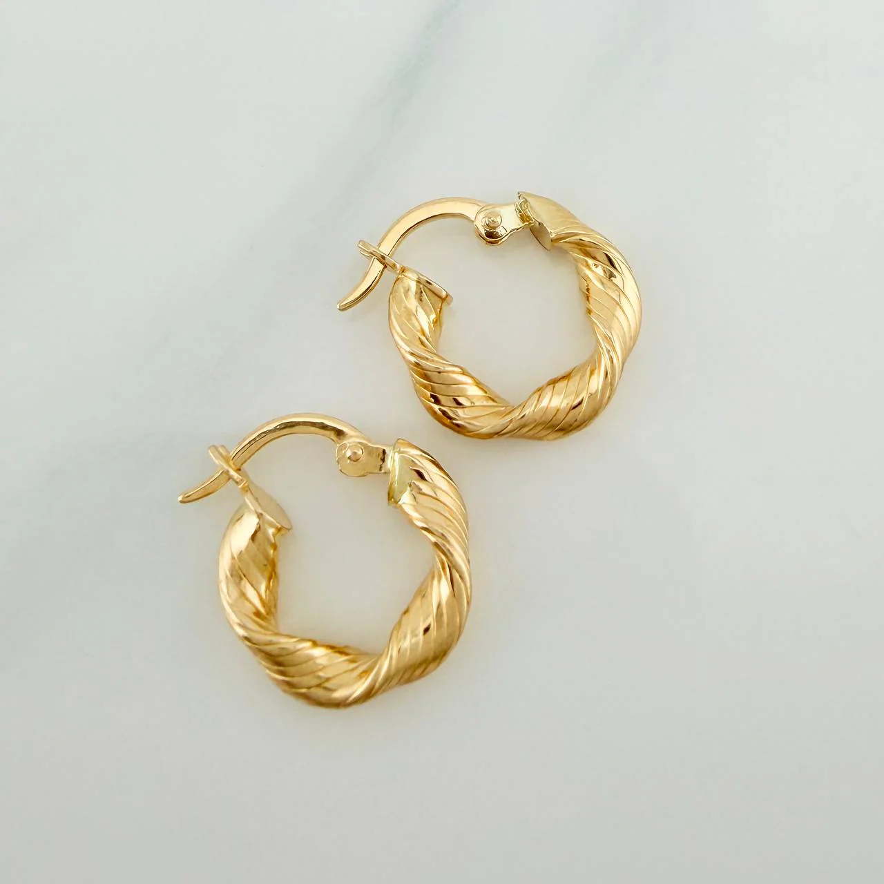 Candongas Bella 1.45gr / 1.5cm / Oro Amarillo 18K & - Image 4