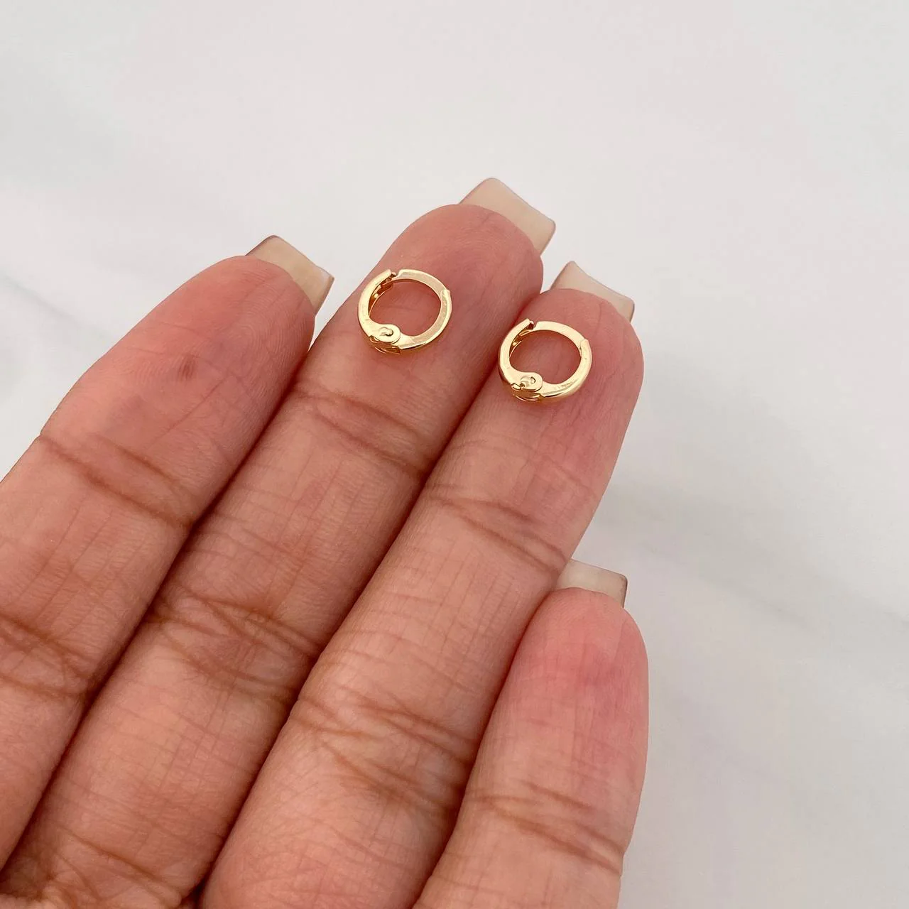 Candongas Carril 0.6 g / 0.8 cm Oro Amarillo 18K - Image 4