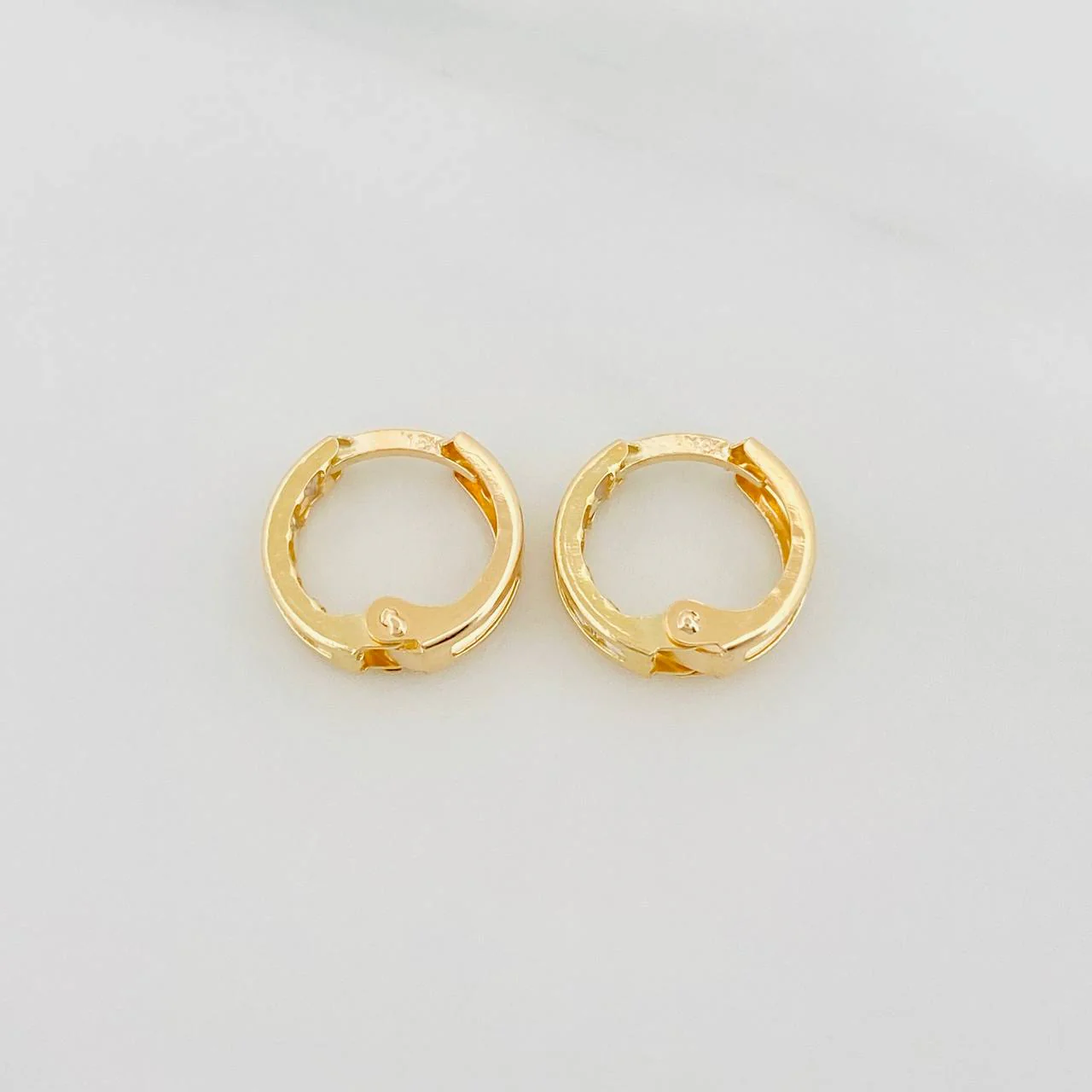 Candongas Carril 1.1 g / 1 cm Oro Amarillo 18K