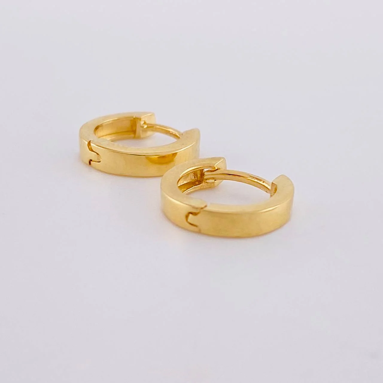 Candongas Carril 1.65g / 1.2cm Oro Amarillo 18K - Image 2