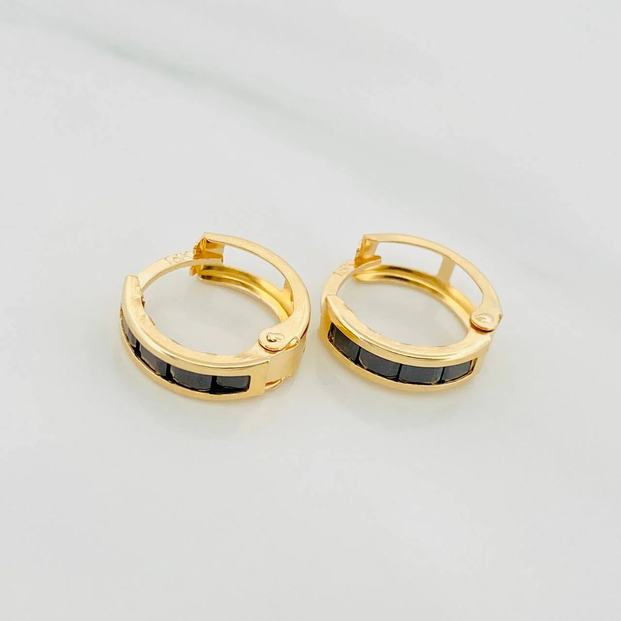 Candongas Carril 1.7 g / 1.3 cm Oro Amarillo 18K