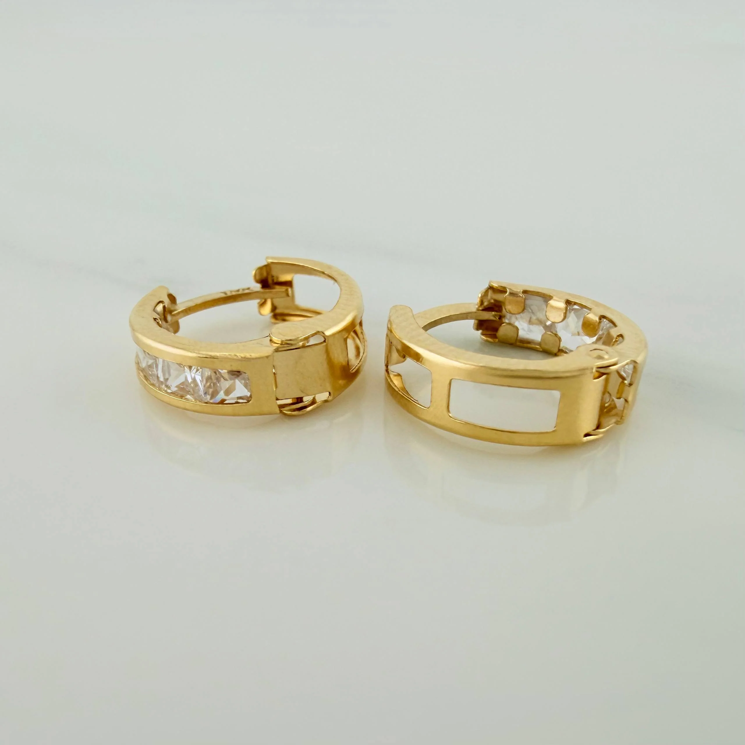 Candongas Carril 1.75 g / 1.3 cm Oro Amarillo 18K - Image 3