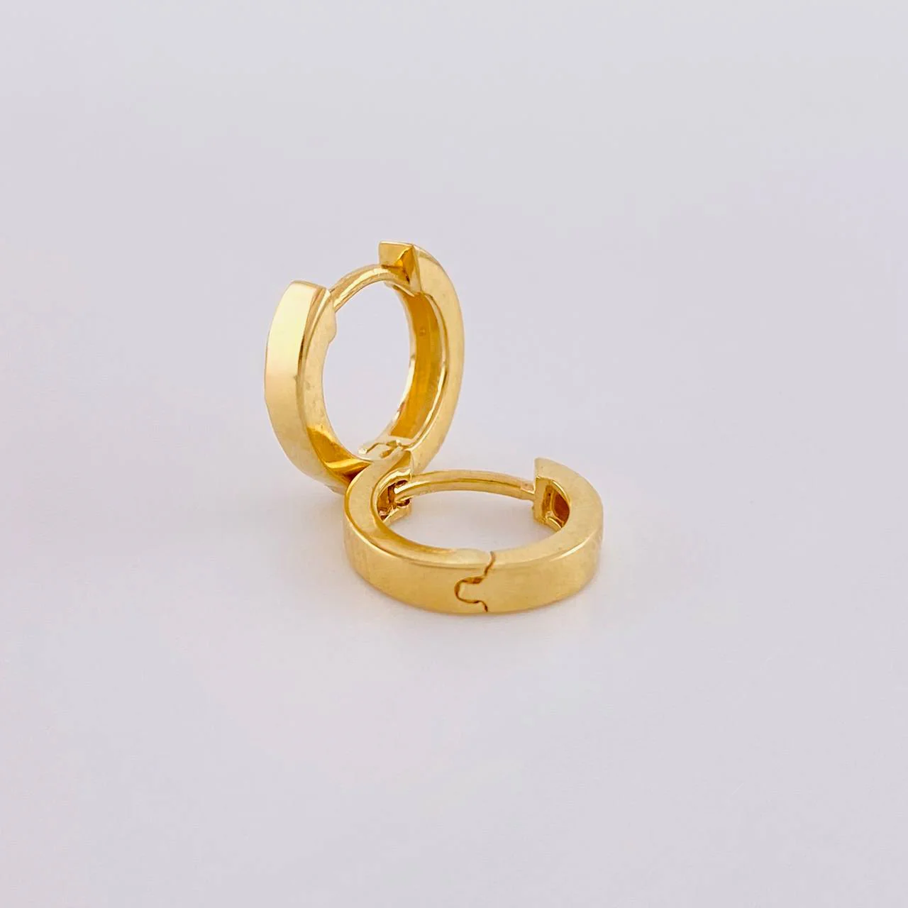 Candongas Carril 1.75g / 1.2cm Oro Amarillo 18K - Image 3