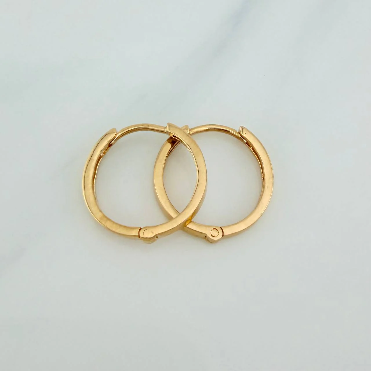 Candongas Carril 3.05gr / 1.7cm / Oro Amarillo 18K % - Image 3