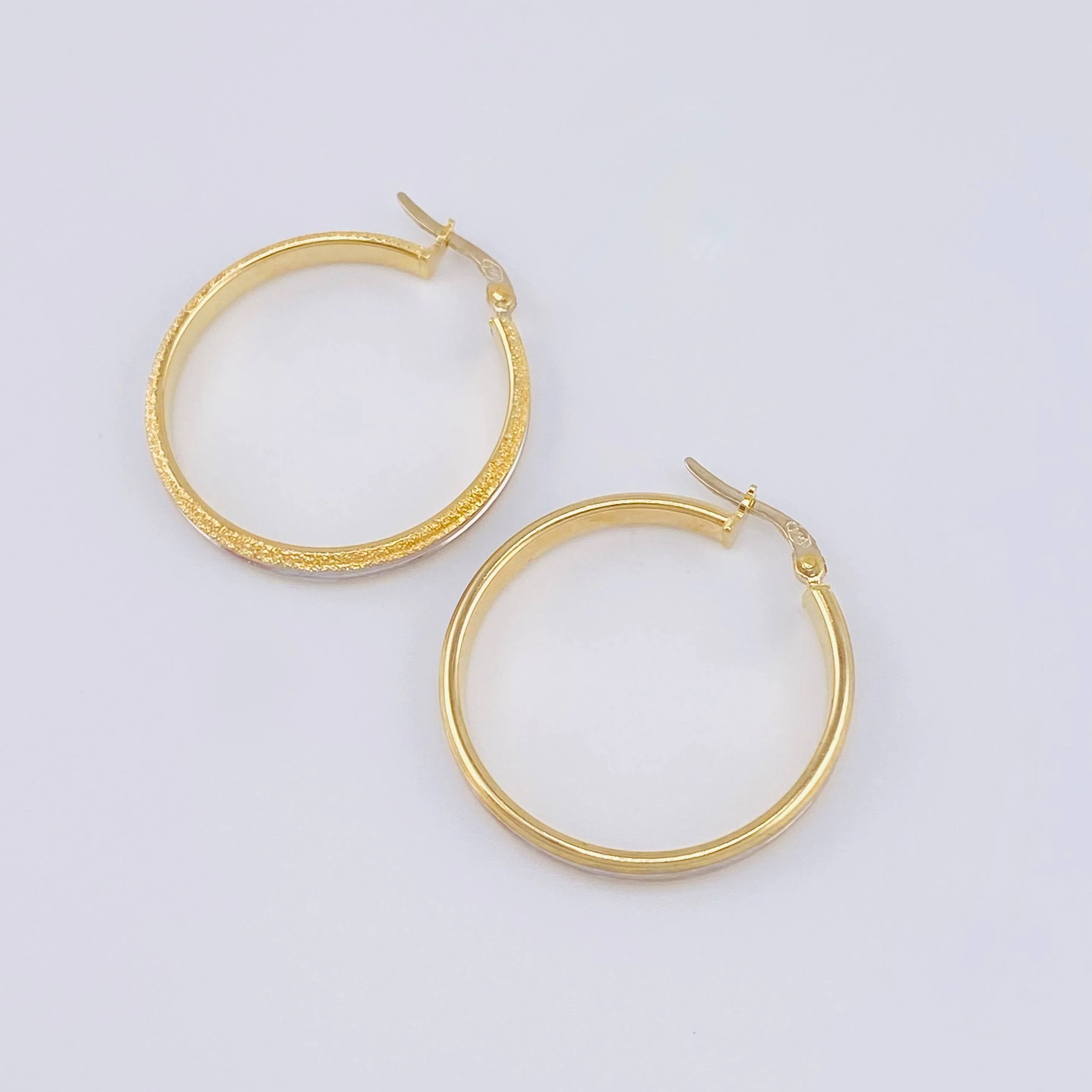 Candongas Carril Escamada 3.2 g / 3 cm Dos Oros Amarillo Blanco 18K - Image 2