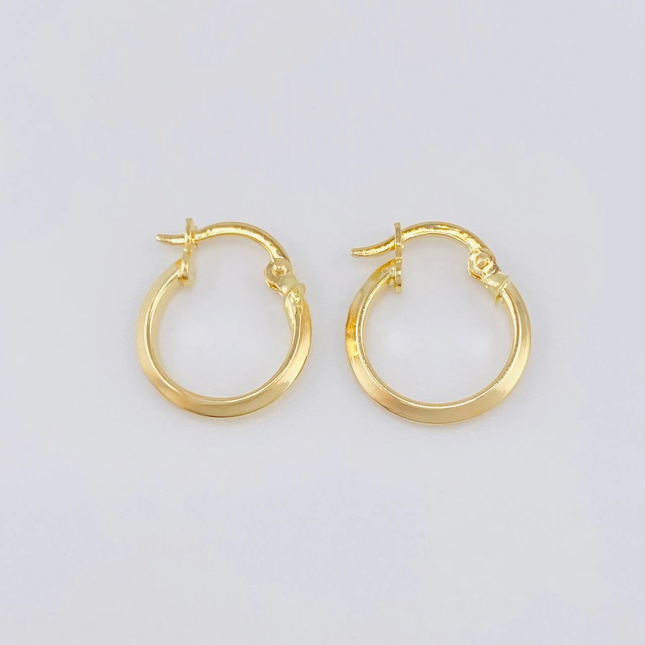 Candongas Clau 0.9 g / 1.5 cm Oro Amarillo 18K