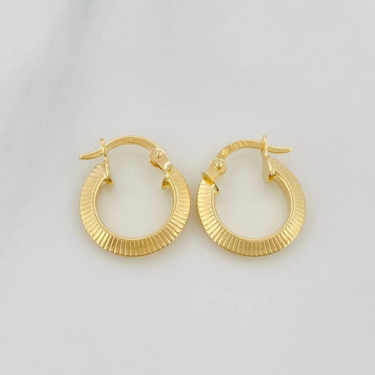 Candongas Clau 1.25 g / 1.5 cm Oro Amarillo 18K