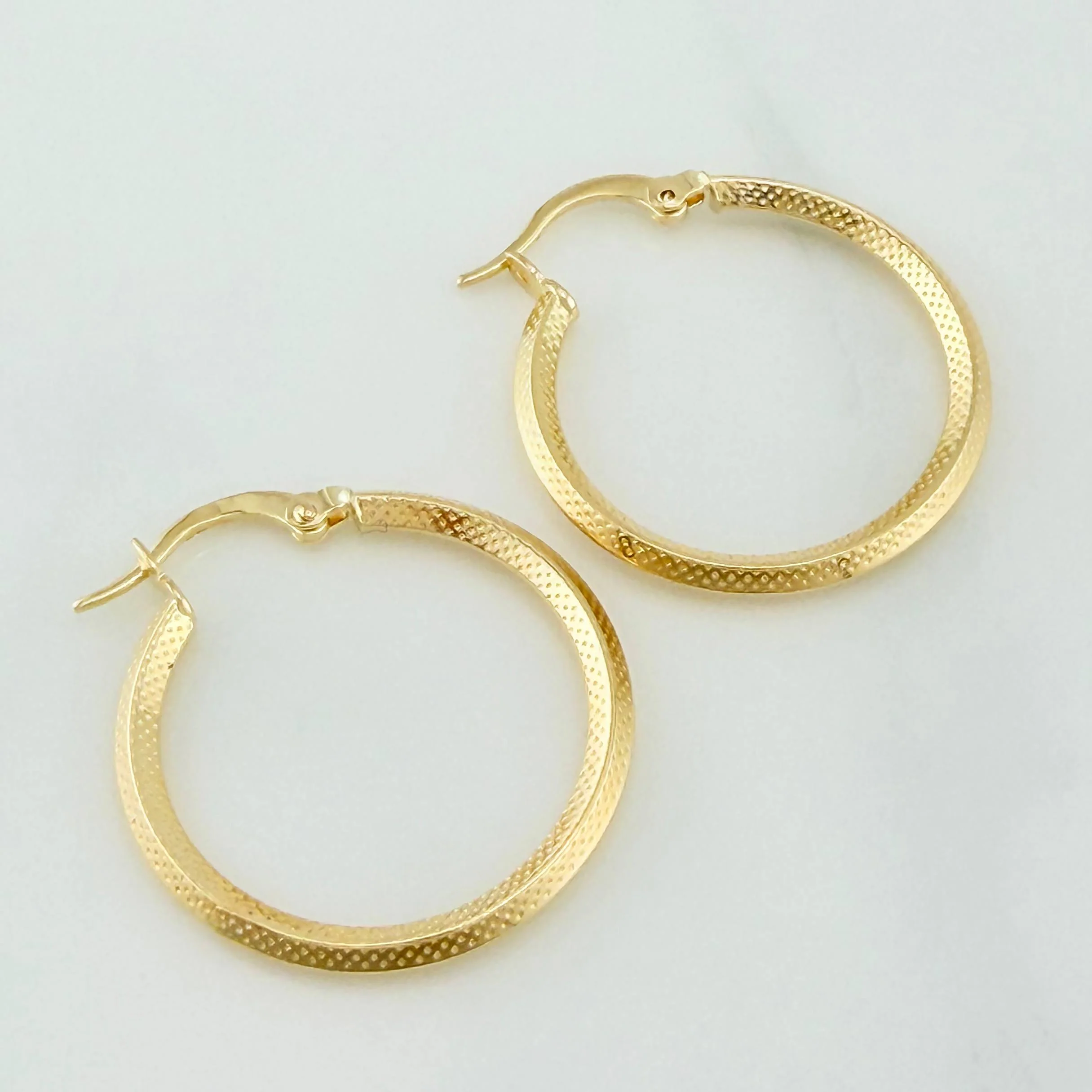 Candongas Clau 1.7 g / 2.5 cm Oro Amarillo 18K - Image 2