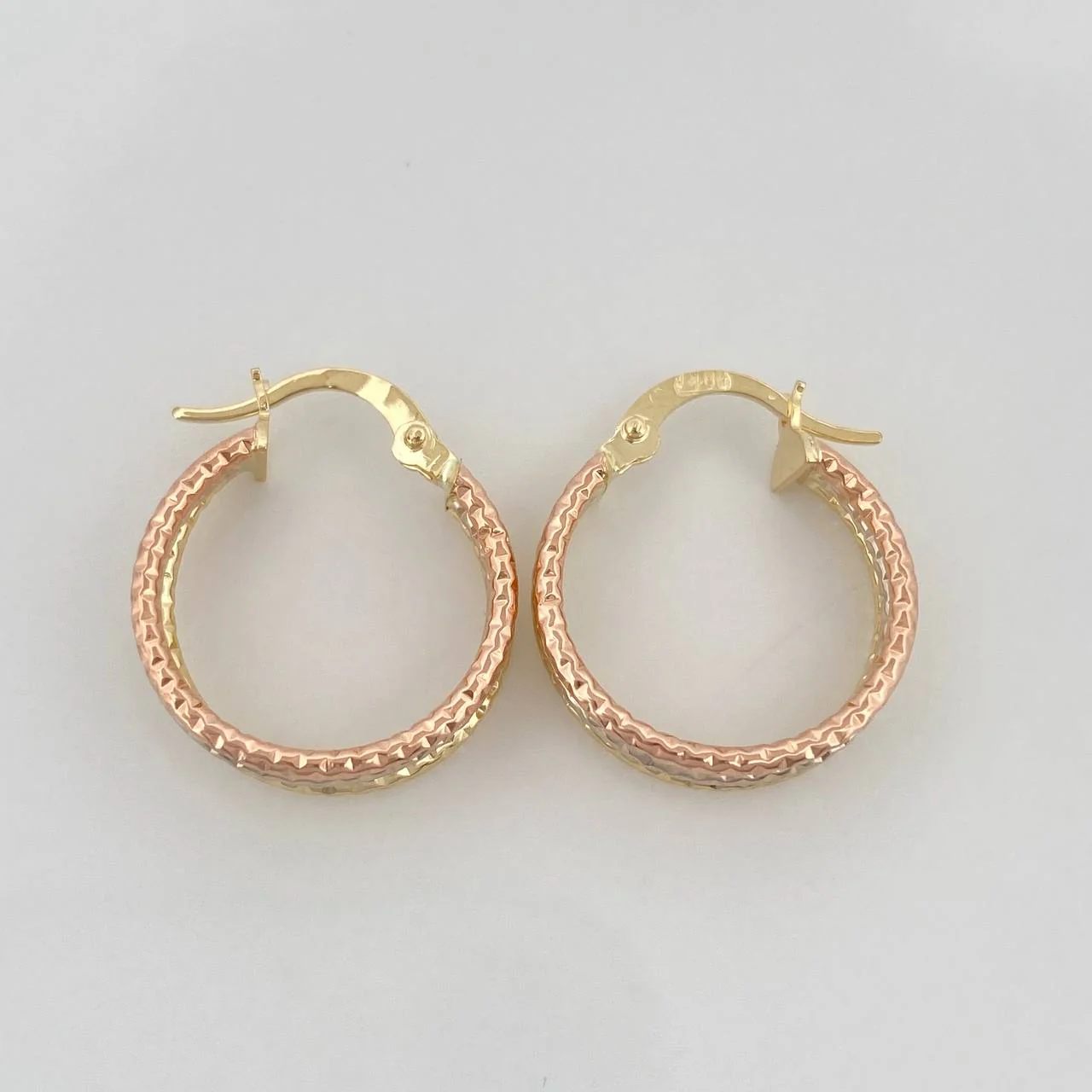 Candongas Daki 1.7 g / 2 cm Tres Oros 18K