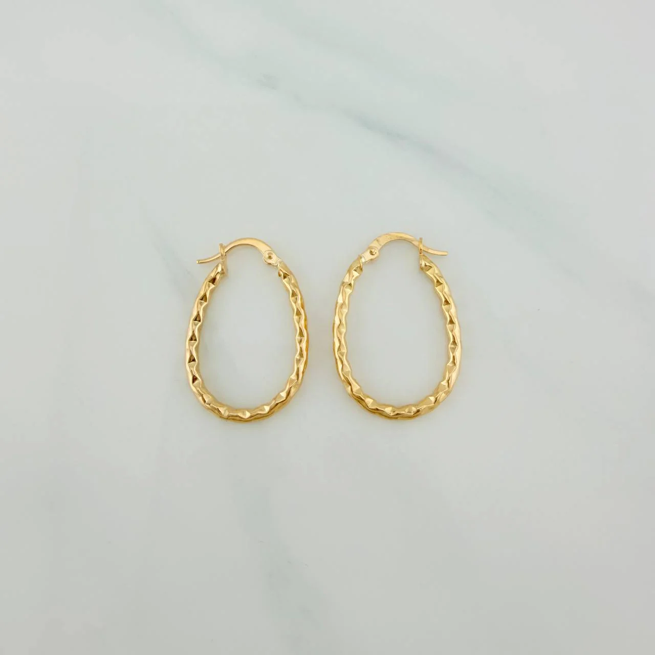 Candongas Iris Ovaladas 1.65gr / 3cm / Oro Amarillo 18K