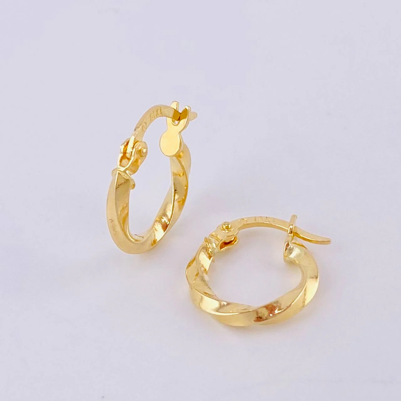 Candongas Kari 0.9 g / 1.4 cm Oro Amarillo 18K