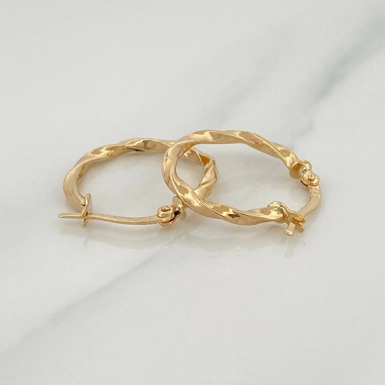 Candongas Kari 1.35 g / 2 cm Oro Amarillo 18K - Image 3