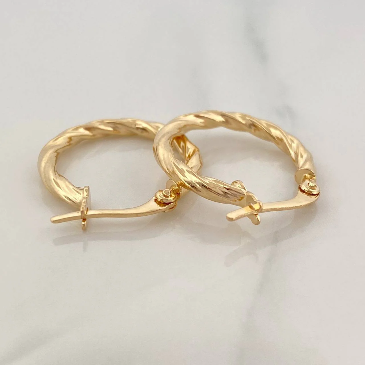 Candongas Kari 1.45 g / 2 cm Oro Amarillo 18K - Image 3