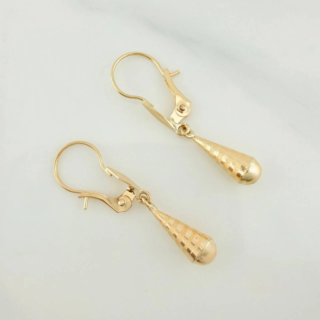 Candongas Lagrima 0.7gr / 2.5cm / Oro Amarillo 18K % - Image 2