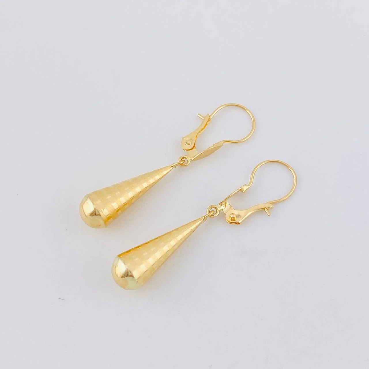 Candongas Lagrima 1.1 g / 3.9 cm Oro Amarillo 18K - Image 2