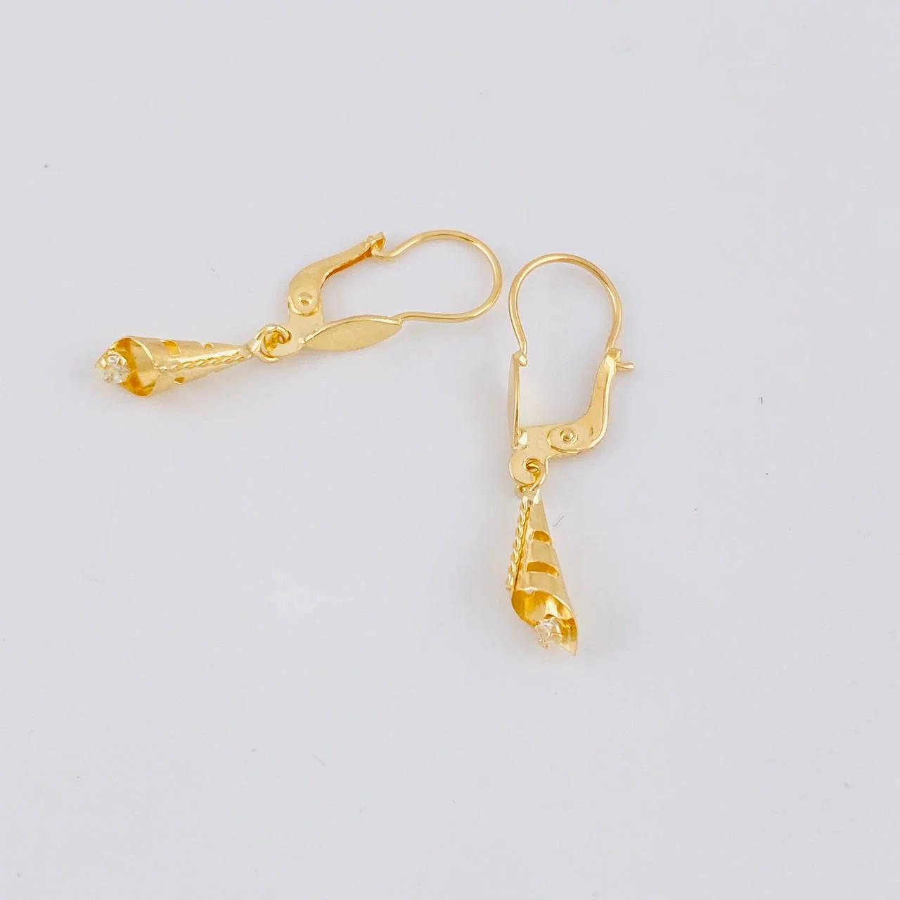 Candongas Lagrima Gota 1.2 g / 3 cm Oro Amarillo 18K - Image 2