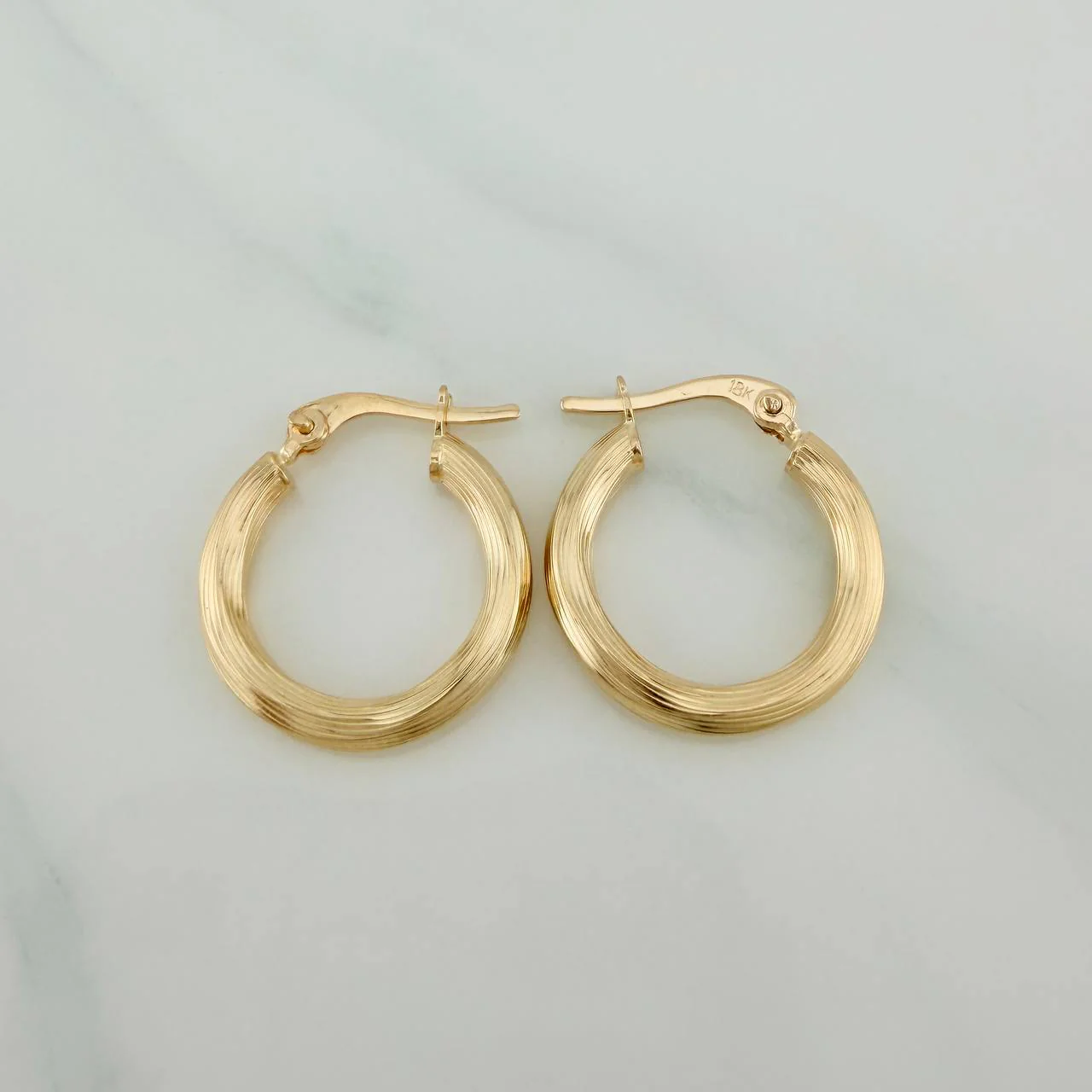 Candongas Lore 1.65gr / 2cm / Oro Amarillo 18K $